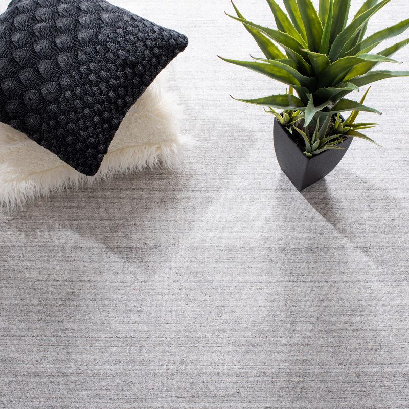 Latitude Run® AbbieLei Handmade Light Gray Rug & Reviews Wayfair